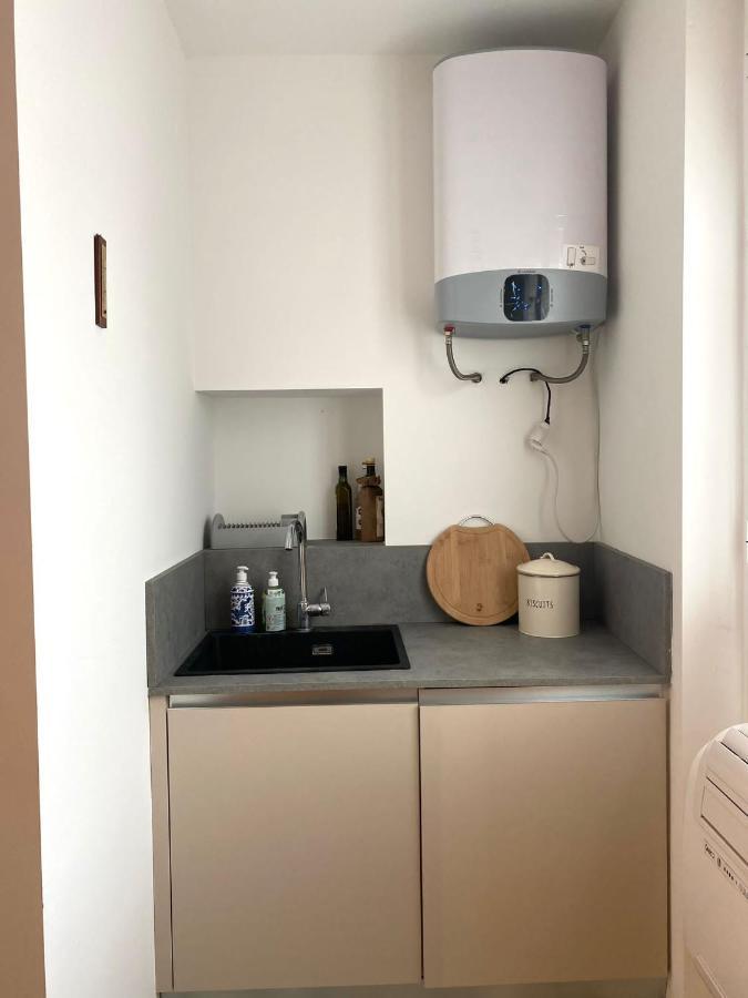 Accomodo Mim26 Monolocale Porta Venezia Apartment Milan Bagian luar foto