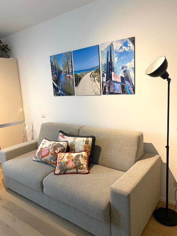 Accomodo Mim26 Monolocale Porta Venezia Apartment Milan Bagian luar foto